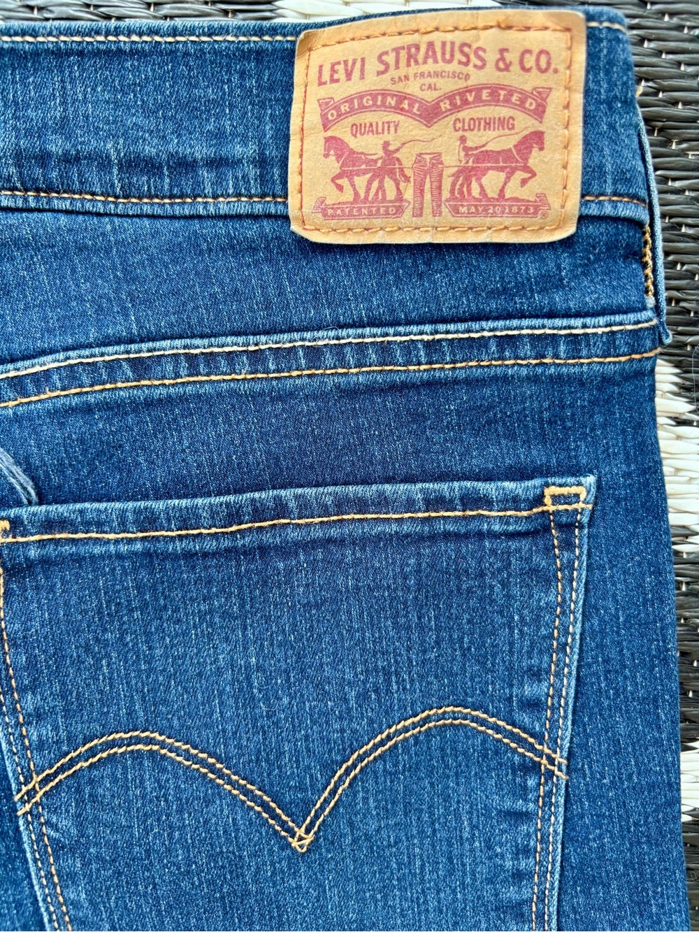 Levi's Women's Indigo Skinny Jeans with Tan Patch
